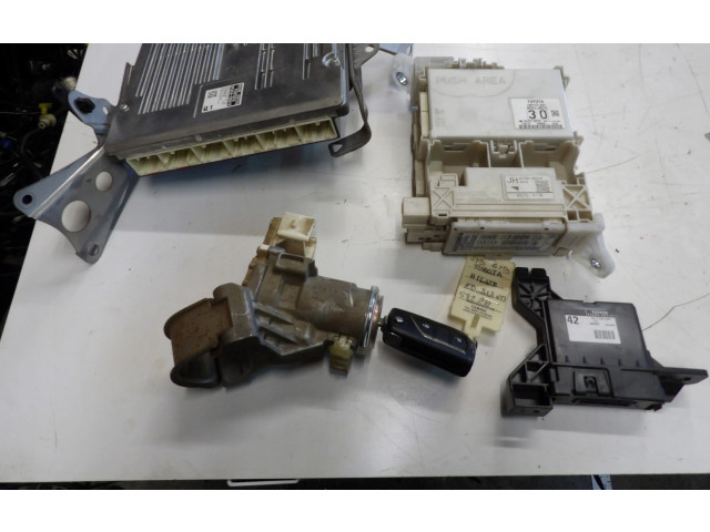 Řídící jednotka Toyota Hilux (AN120, AN130) 2016