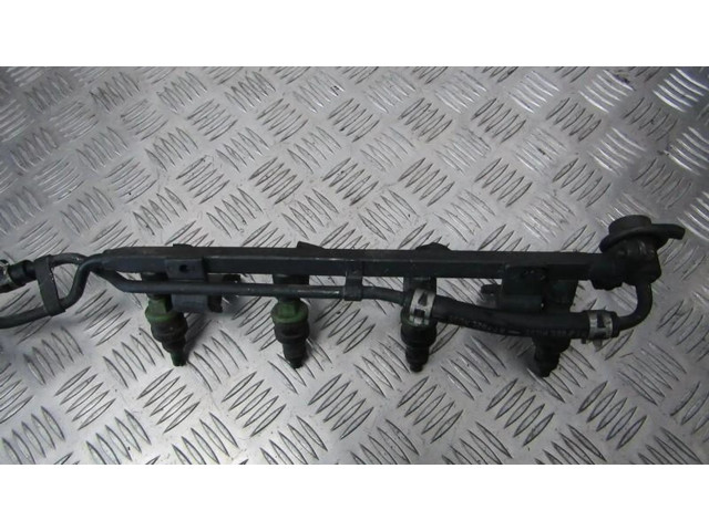 Vstřikovací lišta INP484, INP-484 Mazda Protege pro benzínový motor 1.5