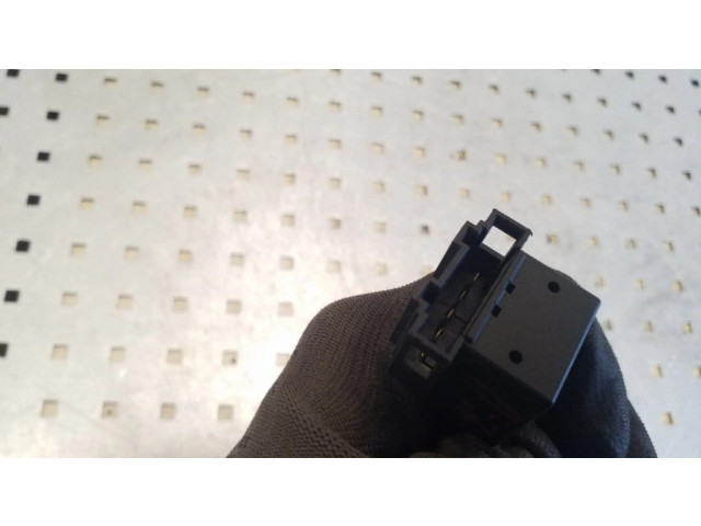 Датчик тормозной педали