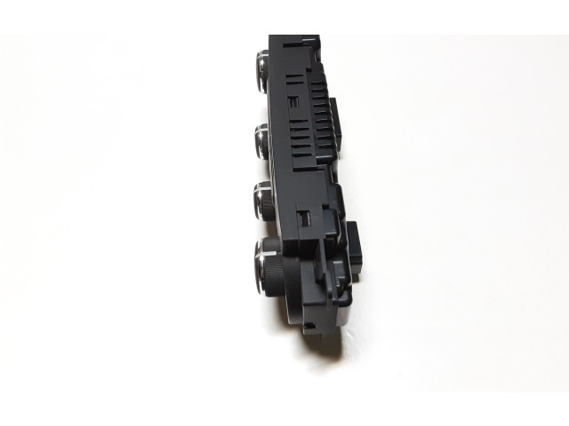 Блок управления климат-контролем P55111011AE, 011AE Jeep Grand Cherokee (WK)