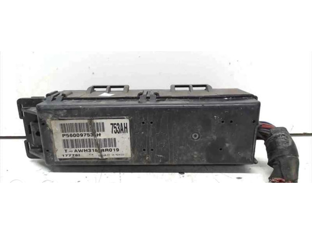 Блок предохранителей P56009753AH, AWH3180RR019   Jeep Cherokee    