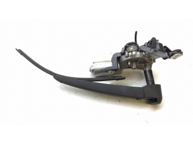 Моторчик заднего дворника 6q6955711a, 0390201596    Volkswagen Polo