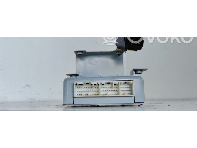 Ручка стеклоочистителей 8712008B20 SsangYong Rodius