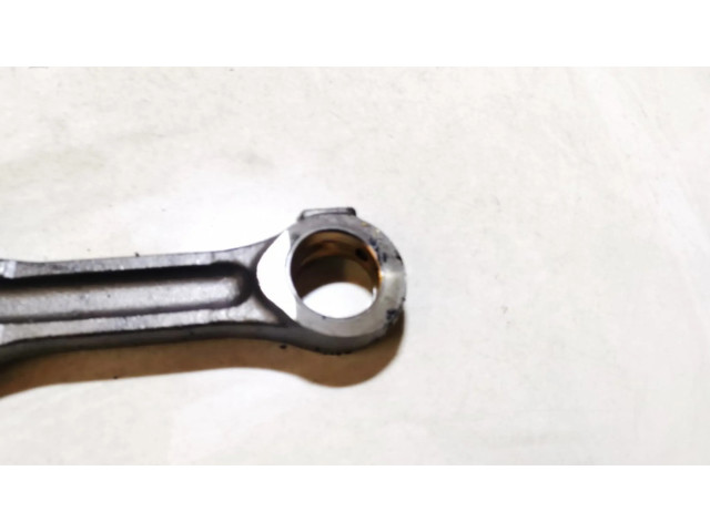 Ojnice Chevrolet Captiva 2.0