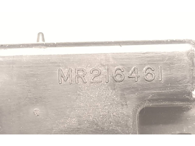 Дисплей    MR216461   Mitsubishi Galant