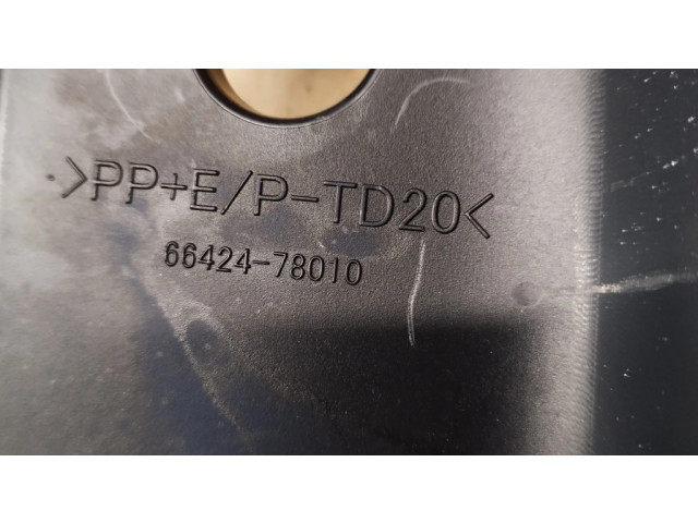 Другая деталь салона