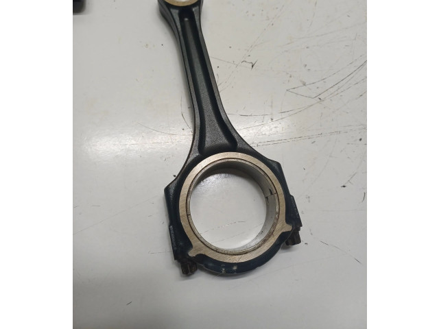 Ojnice 0833135, 270910 Mercedes-Benz GLA W156