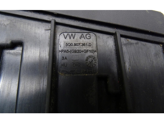 Блок комфорта 5Q0907361D Skoda Octavia Mk3 (5E)