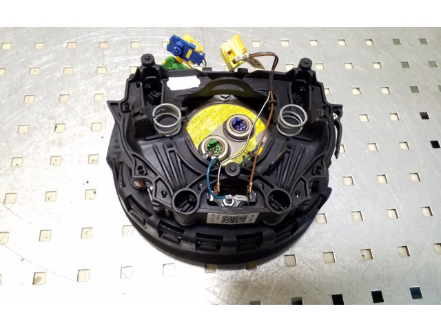 Подушка безопасности водителя 3C0880201   Volkswagen PASSAT B6