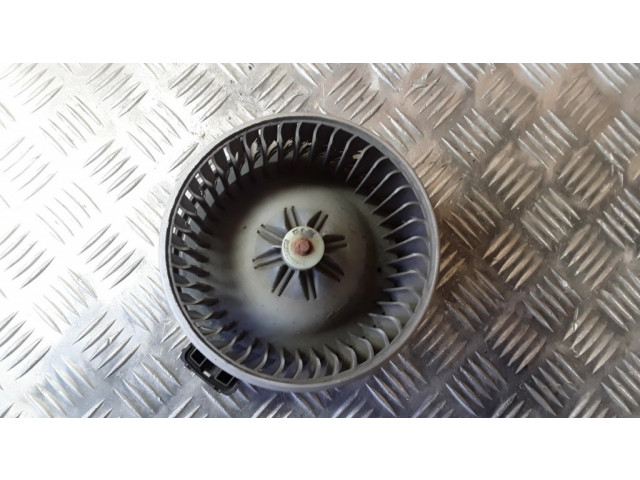 Вентилятор печки 2727000121 Daihatsu Sirion