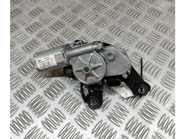 Моторчик заднего дворника 2K5955711A, W000086082 Volkswagen Caddy