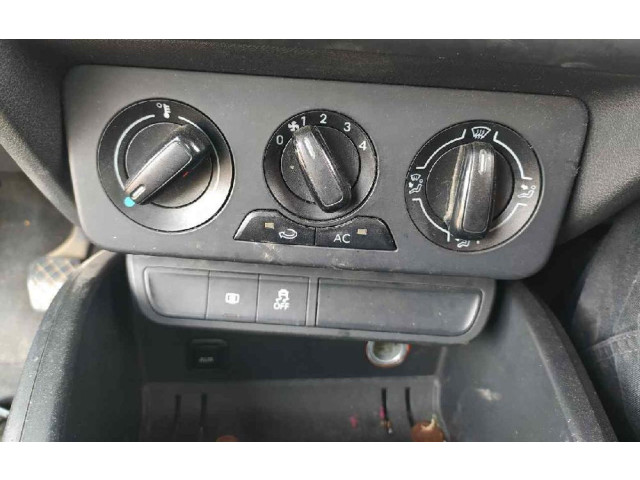 Блок управления климат-контролем 8X0820045   Audi A1