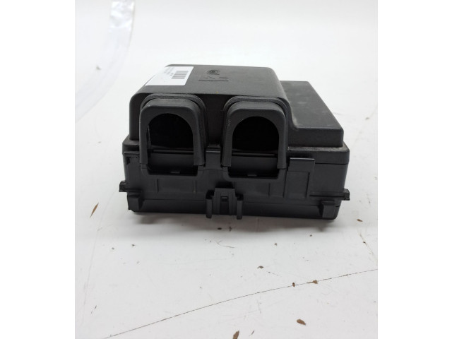 Блок предохранителей 2540853, NX6T14D068EAC   Ford Focus    