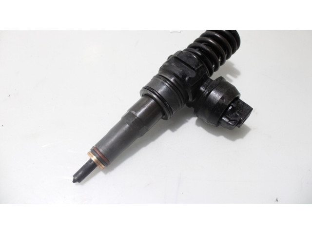 Vstřikovač Seat Ibiza IV (6J,6P)