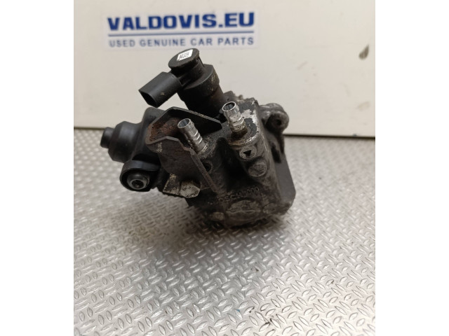 Pojistková skříňka Топливный насос 03L130755J, 07250910 Volkswagen Transporter - Caravelle T5 2013