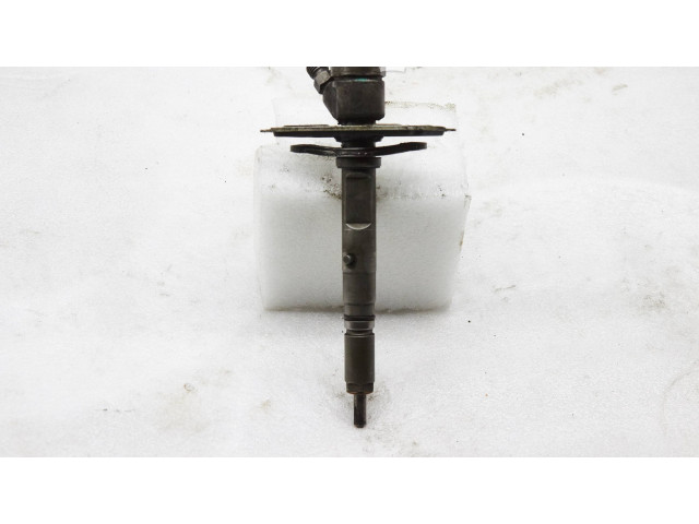 Vstřikovač 0445110114, 057130276h Audi A8 S8 D2 4D