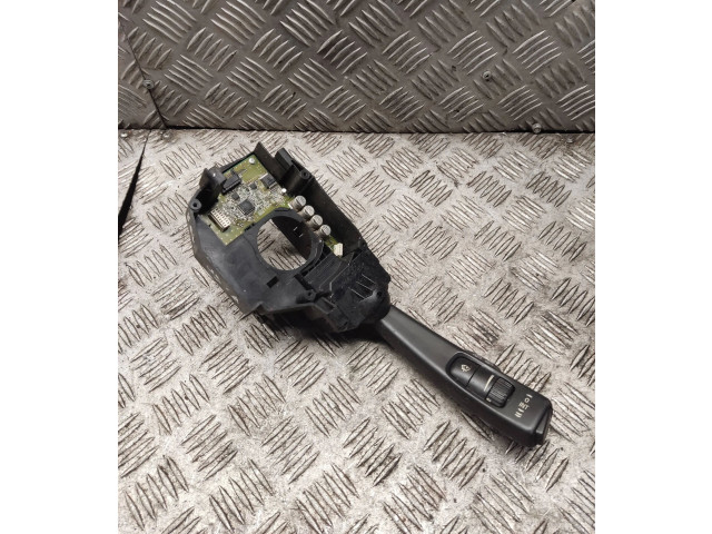 Ручка стеклоочистителей 17D770   Volvo V50