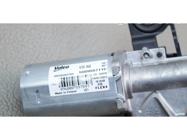 Моторчик заднего дворника 5G0955711C    Skoda Fabia Mk4 (6VA)