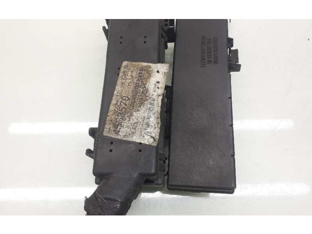 Блок предохранителей P56050751AH, A0GS0285M0070 Jeep Cherokee III KJ