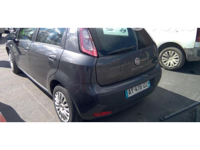 Интеркулер  71771141   Fiat Grande Punto 