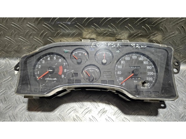 Панель приборов MB680845 Mitsubishi Eclipse