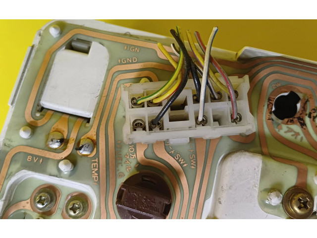 Панель приборов Nissan Pathfinder WD21