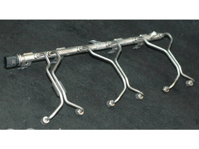 Топливная рампа 7848363 BMW 4 F32 F33 3.0