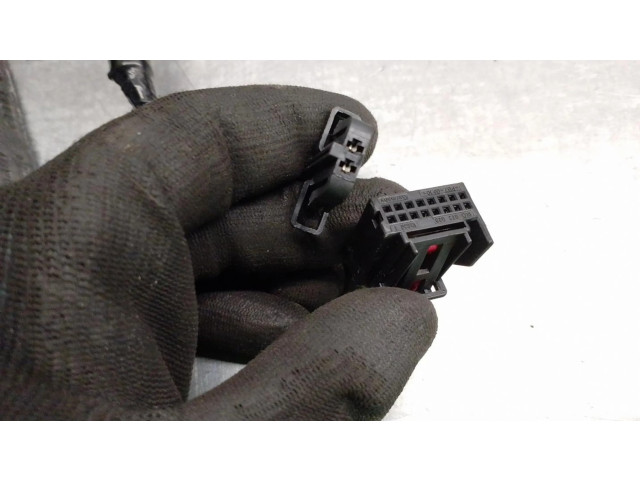 Зеркало электрическое правое Audi A6 S6 C4 4A 1994-1997 года