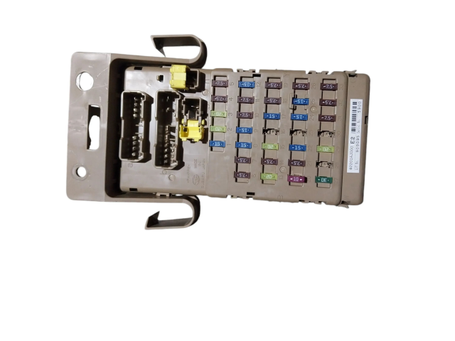 Pojistková skříňka 82201AJ000E2 Subaru Legacy 2008