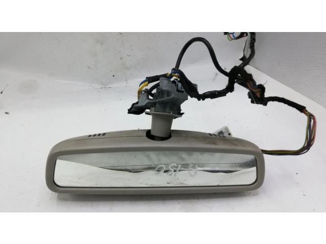 Зеркало заднего вида (в салоне)