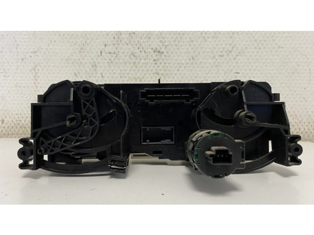 Блок управления климат-контролем 69657032, PMN1645690 Mitsubishi Colt