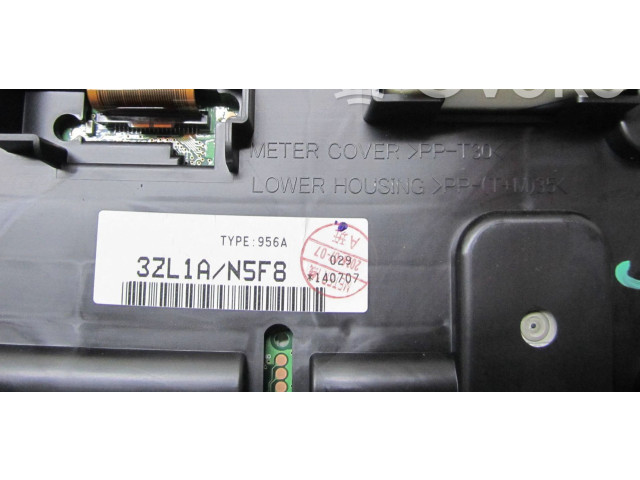 Přístrojová deska Nissan Pulsar 2014 3ZL1A