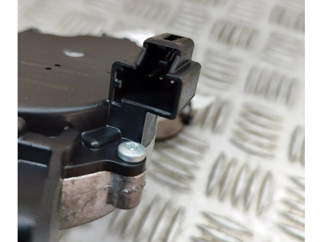 Моторчик заднего дворника 31349380, 0390201256    Volvo XC90