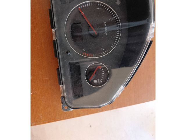 Панель приборов 30682277   Volvo V70       