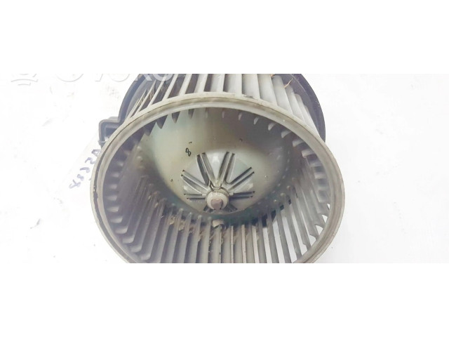Вентилятор печки 0130111191 Mitsubishi Carisma