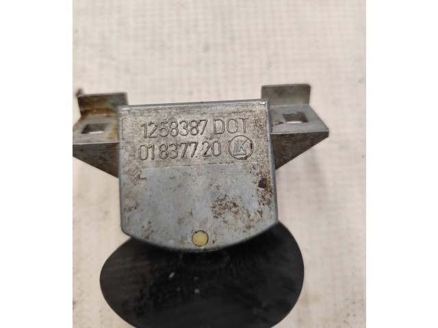 Ручка стеклоочистителей 01837720, 1258387 Volvo 740