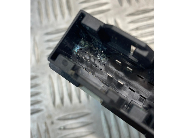 Модуль управления сидением  9221861   BMW X5 E70 