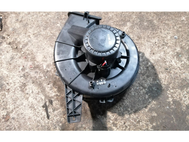Вентилятор печки 6Q1820015A Audi A2