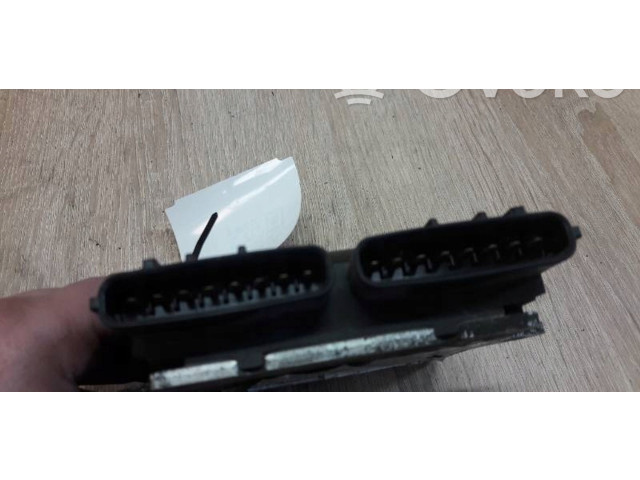 Блок управления 1310001240 Mazda MPV II LW