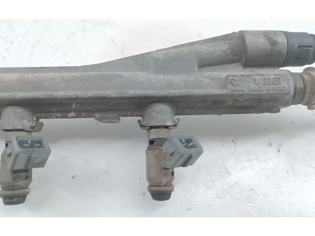 Vstřikovací lišta Fiat Punto (176)