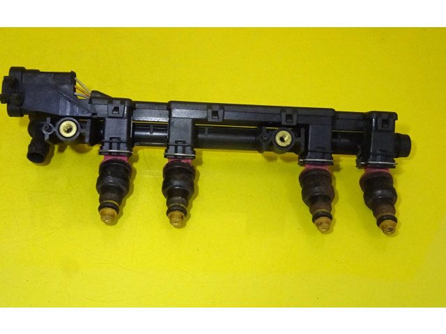 Топливная рампа 7700109066, 7700108667   Renault Twingo I   для двигателя -