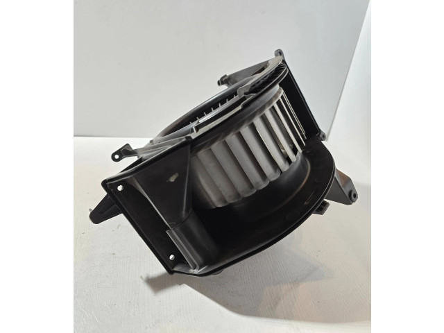 Вентилятор печки       Audi A6 S6 C6 4F