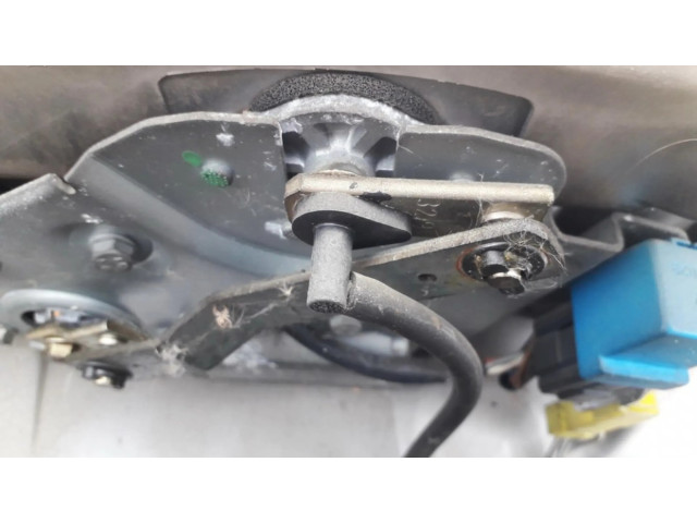 Моторчик заднего дворника     Citroen Xantia