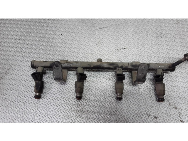 Vstřikovač 04669938, 0280155784 Chrysler Voyager pro benzínový motor 2.4