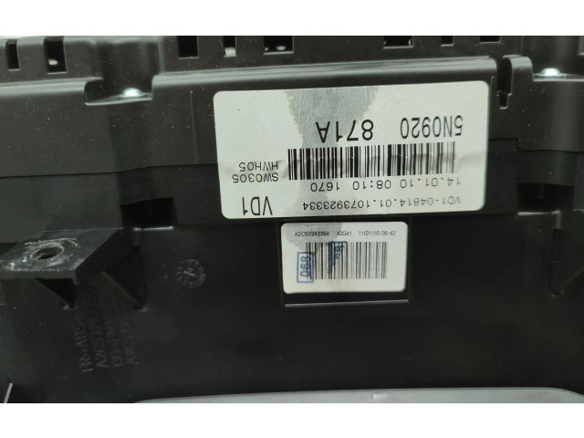 Přístrojová deska Volkswagen Tiguan 2010 5N0920871A