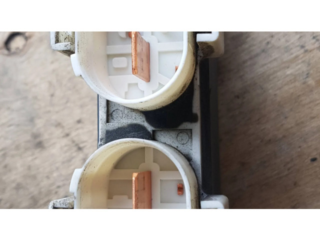 Реле вентилятора охлаждения