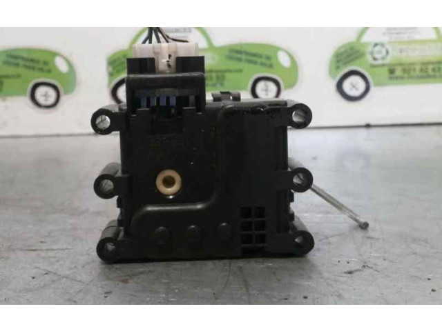 Vstřikovací lišta Mazda 3 I Y6