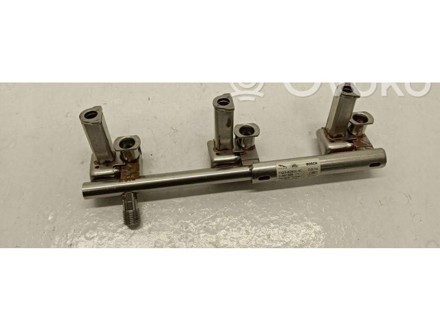 Vstřikovací lišta Jaguar F-Pace