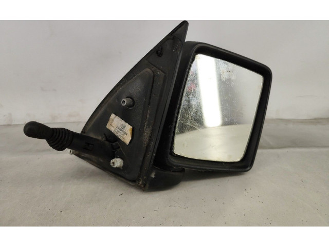 Зеркало электрическое Opel Combo C 2001 - 2011 года