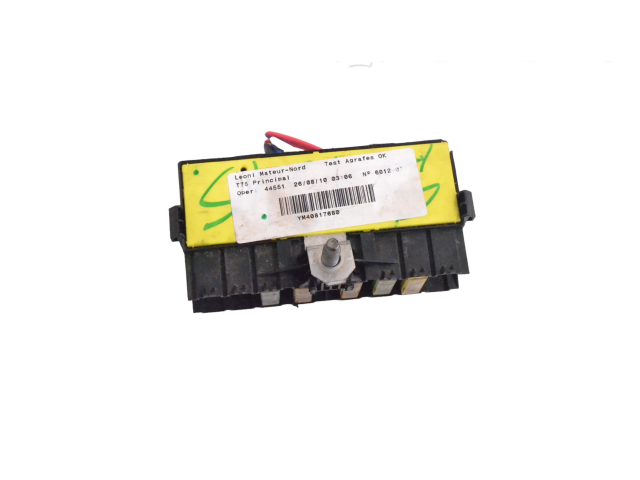 Pojistková skříňka YM40817680 Peugeot RCZ 2010